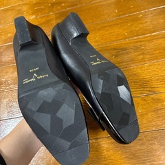 短期掲載RudolphValentino ルドルフヴァレンチノ　パンプスの画像