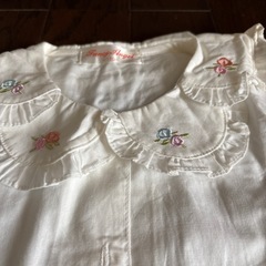 110㎝女児ブラウス長袖、、中古品の画像