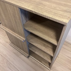 部屋に馴染む棚を無料でお譲りいたしますの画像
