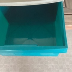 無料、衣類ケース２点の画像