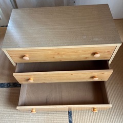 高さ58cm ✖️ 幅75cm ✖️ 奥行40cm タンスの画像