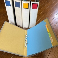 A4サイズのパイプ式ファイル5冊セット　事務用品　文房具の画像