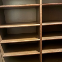 【昭和レトロ】木製食器棚（上下分割可）★直接引き取りに来られる方限定★の画像