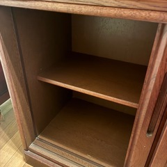 【昭和レトロ】木製食器棚（上下分割可）★直接引き取りに来られる方限定★の画像