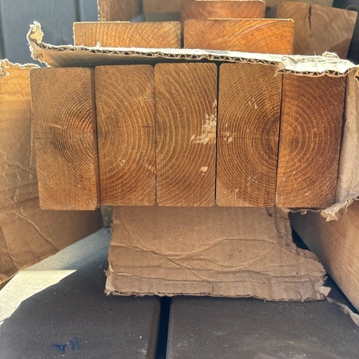 サーモウッド 2×4　ウッドデッキ