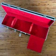 ◼️宮古島から◼️沖縄三線用◼️高級アルミハードケース◼️新品定価24200円◼️中古美品◼️現在、宮古島を御旅行中の方にも〜🎵◼️ホテル&空港まで配達🆗の画像