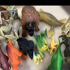 恐竜フィギュア16体の画像