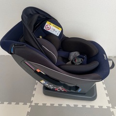 コンビ製チャイルドシート前後取付可能シートベルト固定式の画像