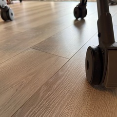 【美品】コンビ　ネムリラ　電動バウンサーの画像