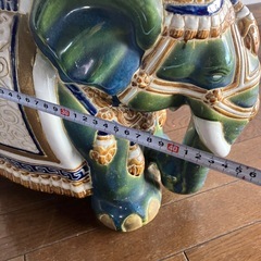 象の置物　花台の画像