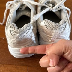 白　スニーカー　26.0の画像