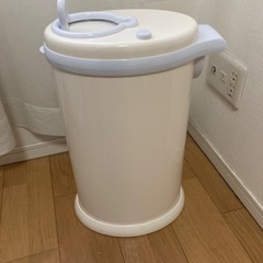 オムツ用ゴミ箱（ニオイ漏れ防止）の画像