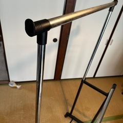 ハンガーラックの画像