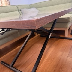 【値下げ】ニトリ昇降機付きダイニングテーブルの画像