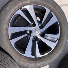 フリード➕　ハイブリッド　純正ノーマルアルミホイールの画像