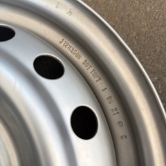 鉄ホイール12インチの画像