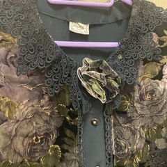 lily blouse ベロア　ブラウスの画像