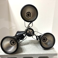 スポットライト照明の画像