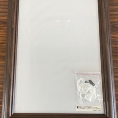 額縁（フォトフレーム）木目調の画像