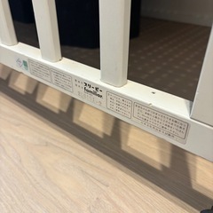 【ファミリア/スリーピー】高級ベビーベッド（マットレス付）使用に問題なし！格安で譲りますの画像