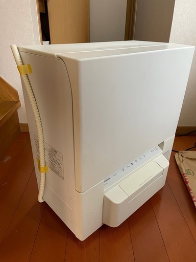 値下げ　パナソニック　食器洗い乾燥機　NP-TSP1
