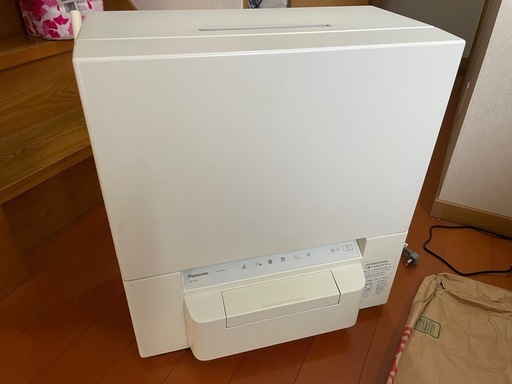 値下げ　パナソニック　食器洗い乾燥機　NP-TSP1