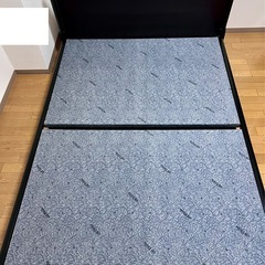 フランスベッド ダブルサイズのベッドフレームの画像