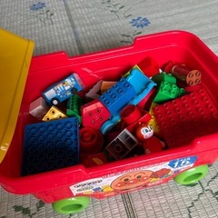 アンパンブロックの画像