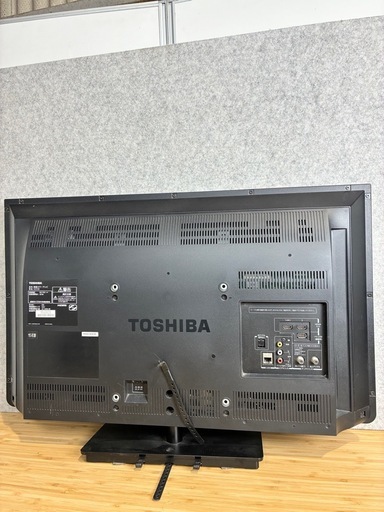 【中古品】TOSHIBA32形液晶カラーテレビ　リモコン付き