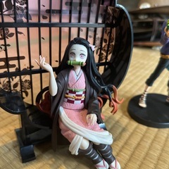 マルコ、シズコ、フィギアの画像