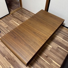 ニトリ テーブルの画像