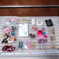 大量　パーツセット　まとめ買い　まとめ売り　ビーズ　デコパーツ　金具　ネイルの画像