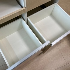 パモウナ　食器棚の画像