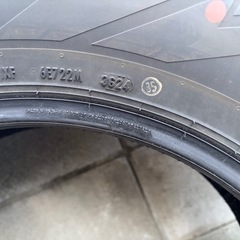 17インチ 225/65/17 スタッドレスタイヤ　の画像