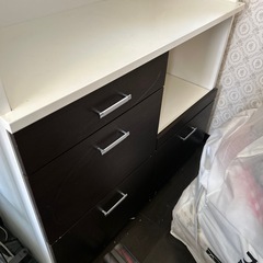 食器棚　の画像