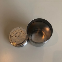 【焼き鳥等】焼き鳥皿35枚　塩缶おまけ付きの画像