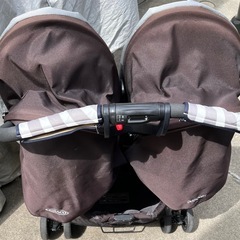 グレコ　　双子用ベビーカーの画像