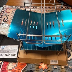 新品　焚き火台 コンパクト キャンプ用品 ソロ バーベキュー たき火台 折りたたみ式 軽量 焚火台 炊き火台 ステンレス鋼 収納袋付きの画像