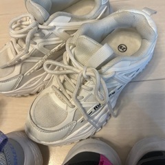 スニーカー　18㎝　まとめて
の画像