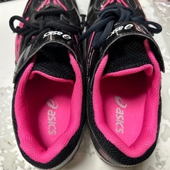 アシックス　シューズの画像
