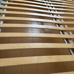 IKEA ダブルベッド　フレームの画像