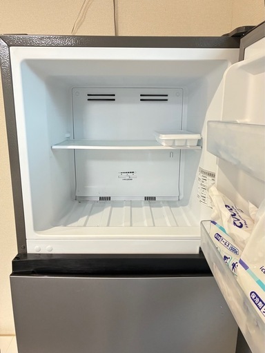 【美品】Hisense250L冷蔵庫