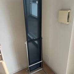 キャスター付きミラーの画像