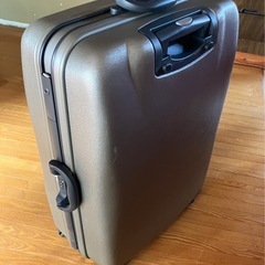 スーツケースの画像