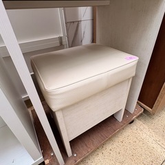 《リユースマン倉敷》木目ホワイト ドレッサー ミラー 椅子セット 多収納の画像