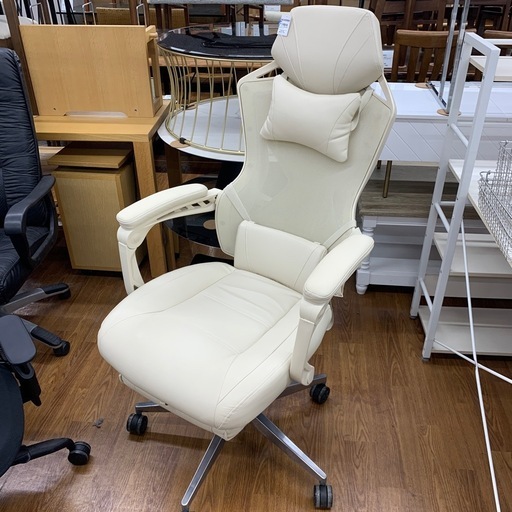 【軽トラ無料貸出】【PAXTON】【ゲーミングチェア】【トレファク所沢店】