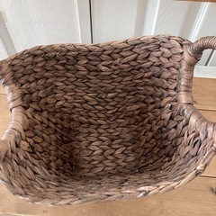 バスケット　籠　収納　ヒヤシンス　アジアン雑貨　手編みかごの画像