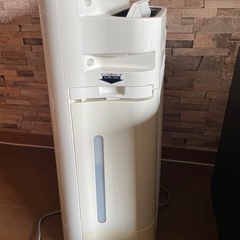 【美品】シャープ 加湿空気清浄機 KC-D50-W プラズマクラスター 2015年製 の画像