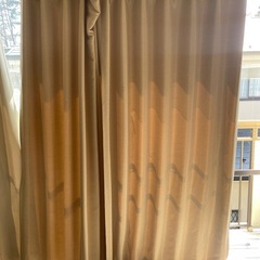 カーテンの画像