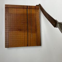 裁断機　ペーパーカッター　¥０の画像